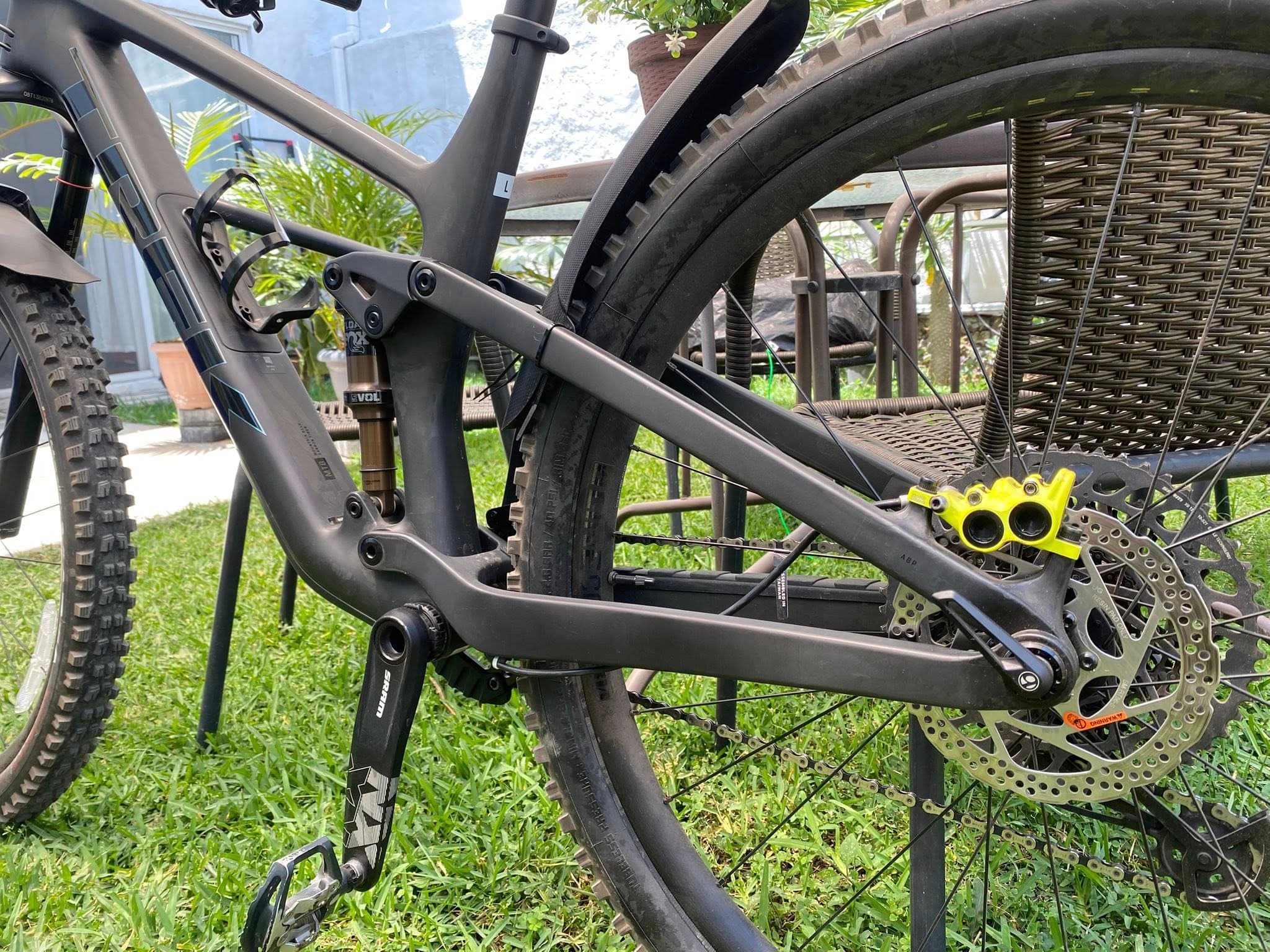 Bicicleta de Montaña Trek Top Fuel Full Suspensión - SRAM Eagle 12v