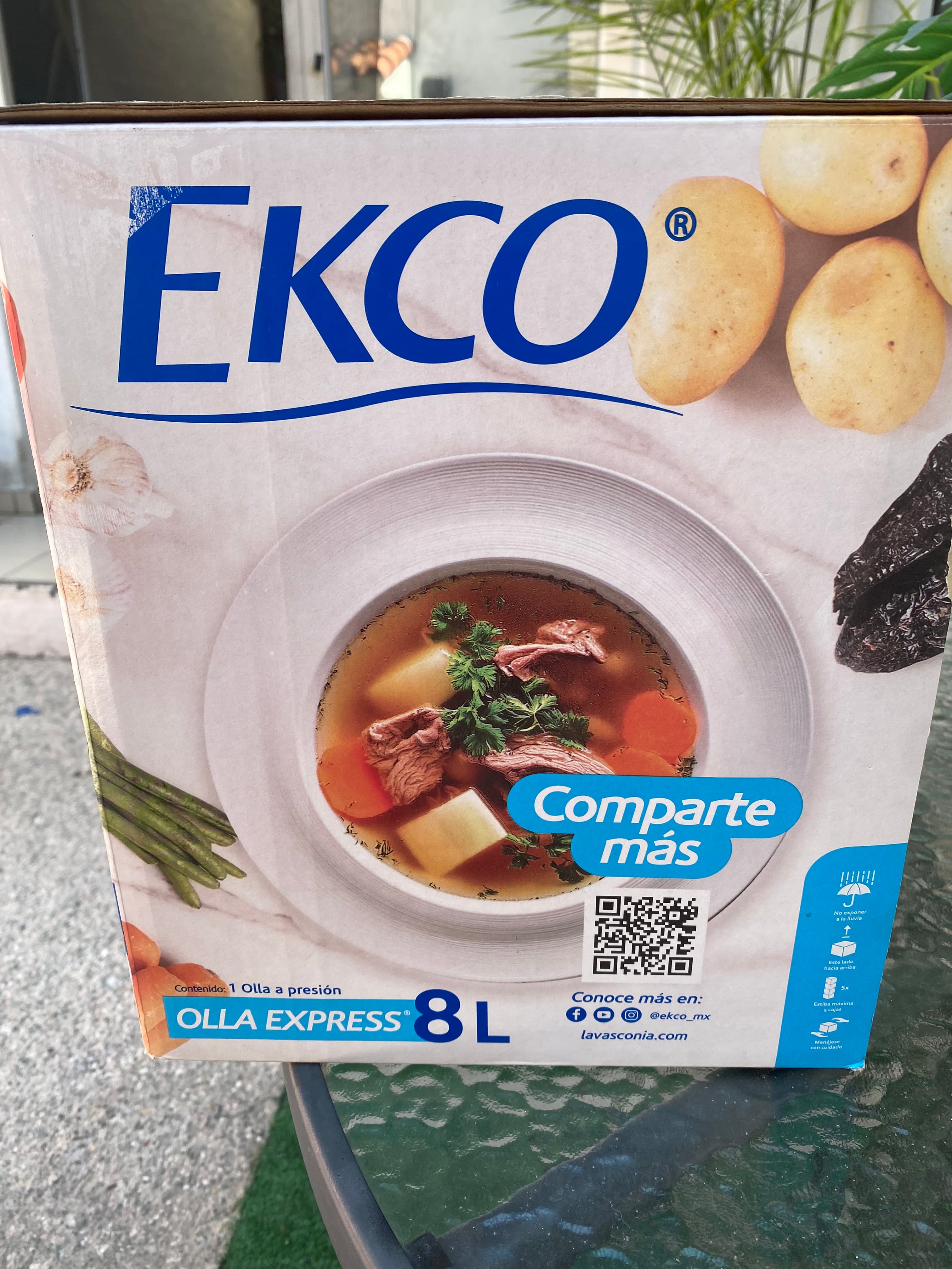 Olla Express Ekco Classic de Aluminio 8 Litros con 6 Sistemas de Seguridad